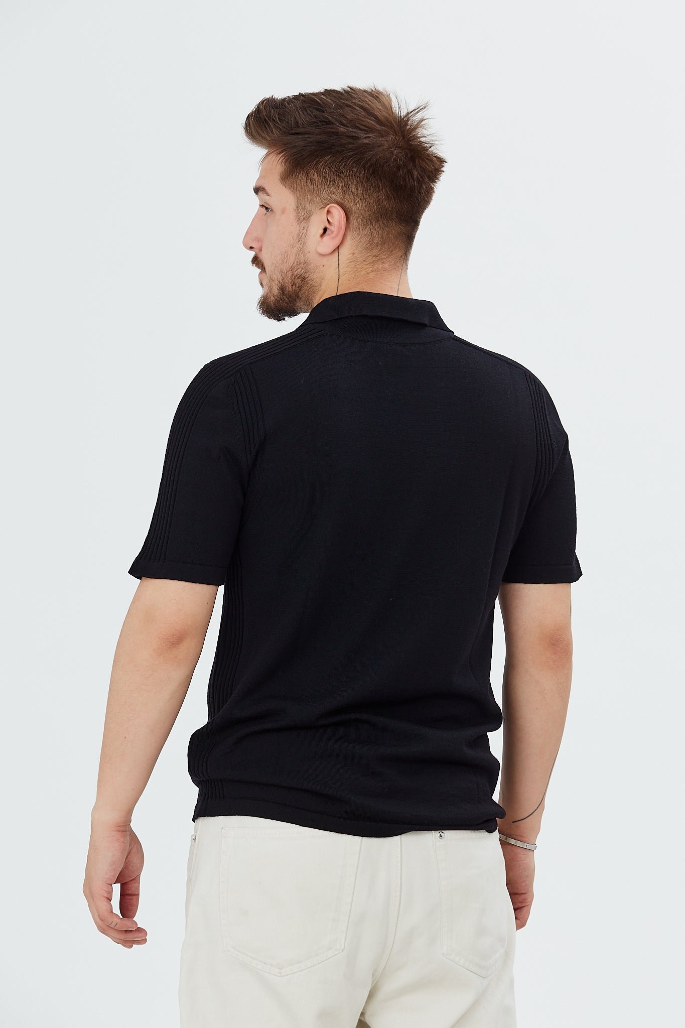 Pulover cu maneca scurta si guler polo