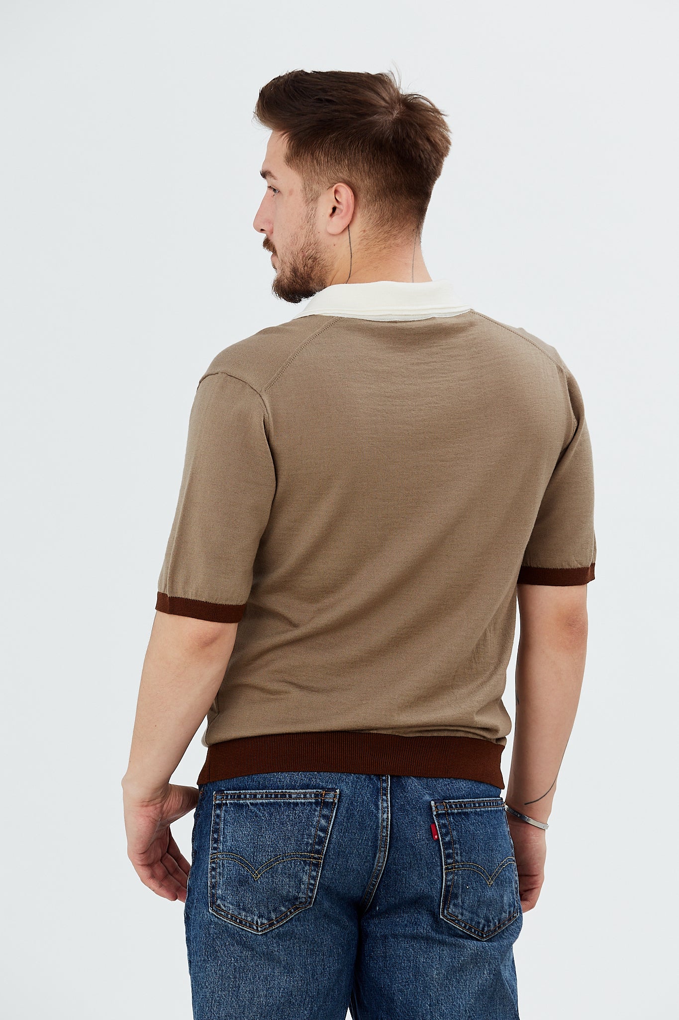 Pulover cu maneca scurta si guler polo in contrast