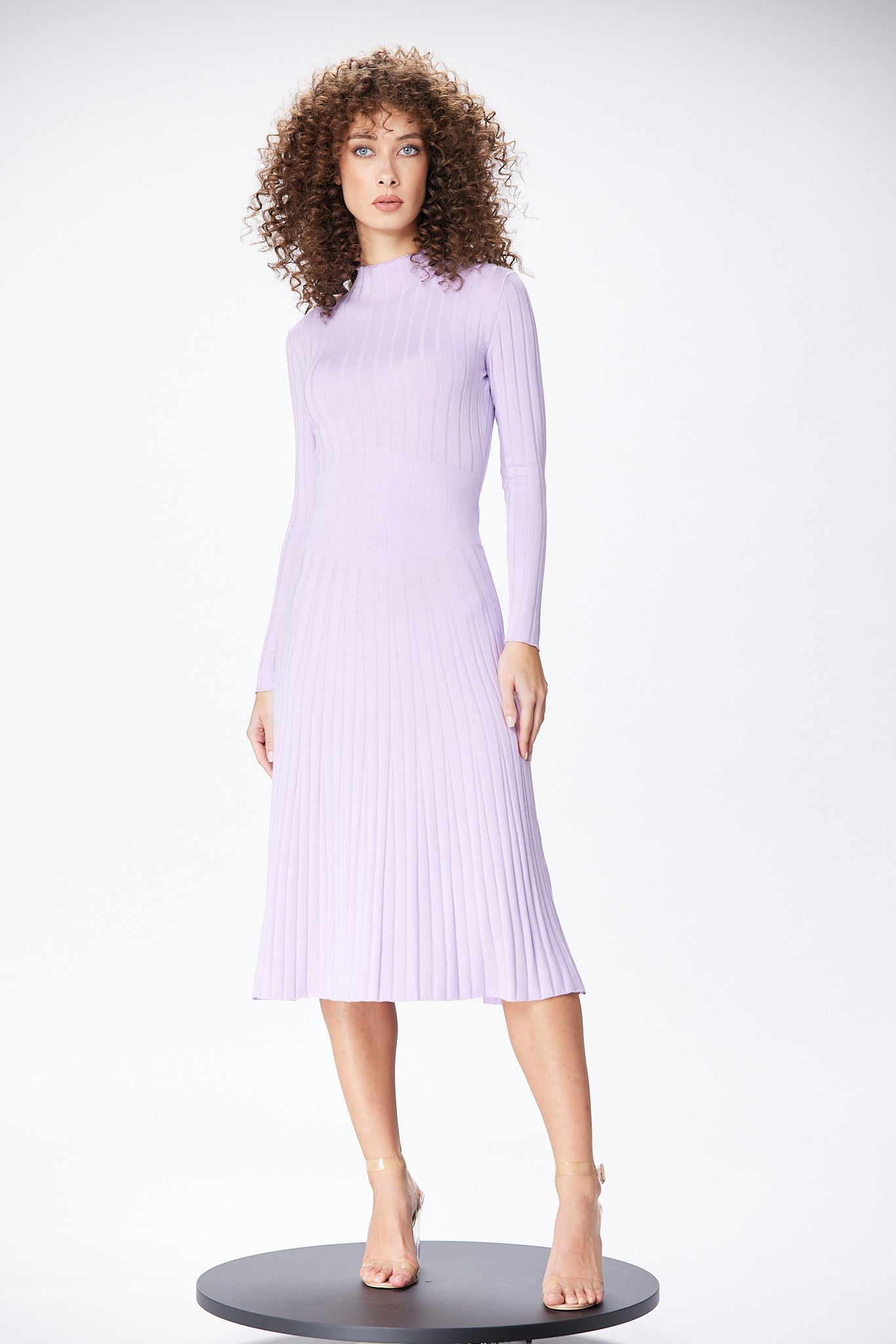 Rochie midi cu talie conturata
