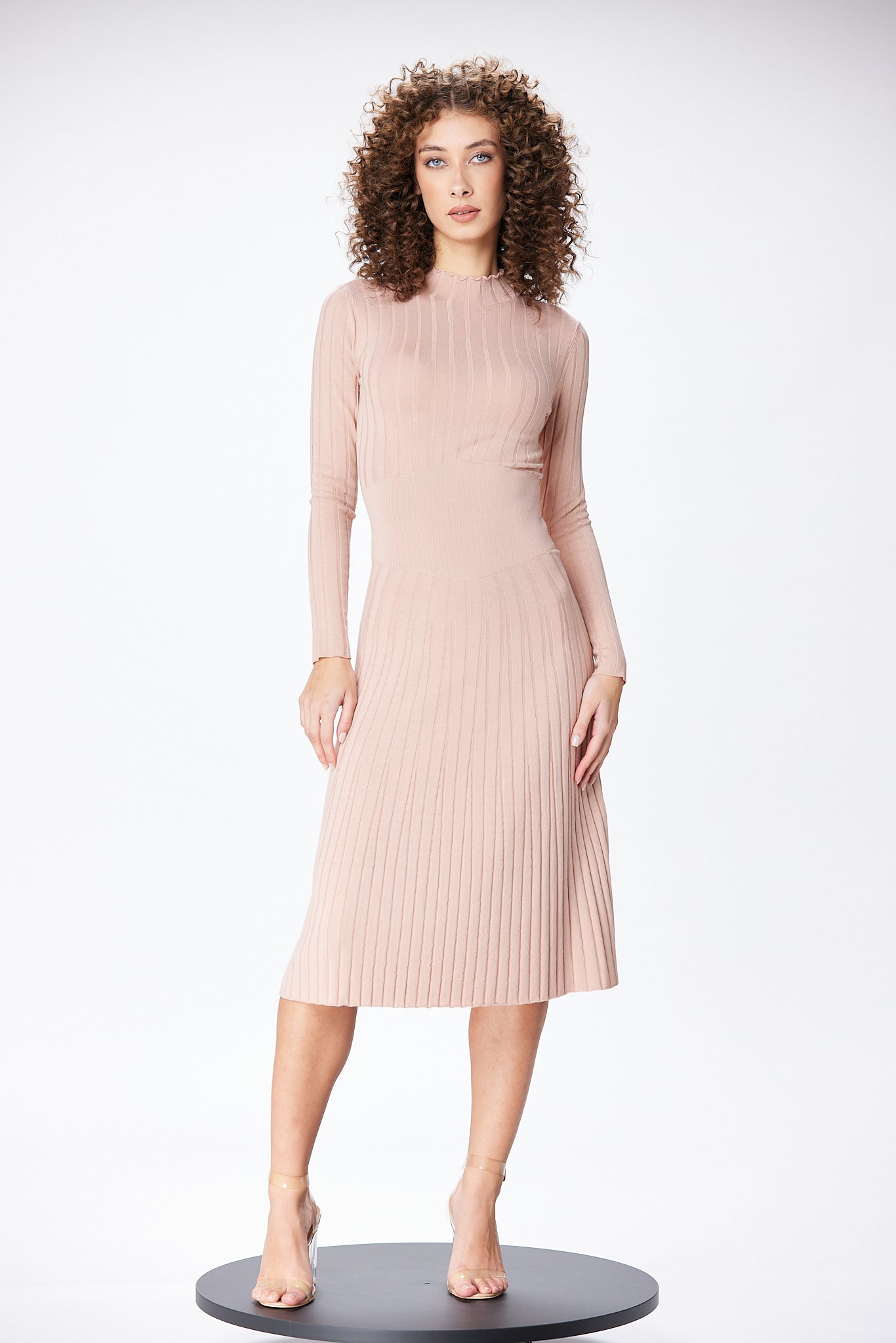 Rochie midi cu talie conturata