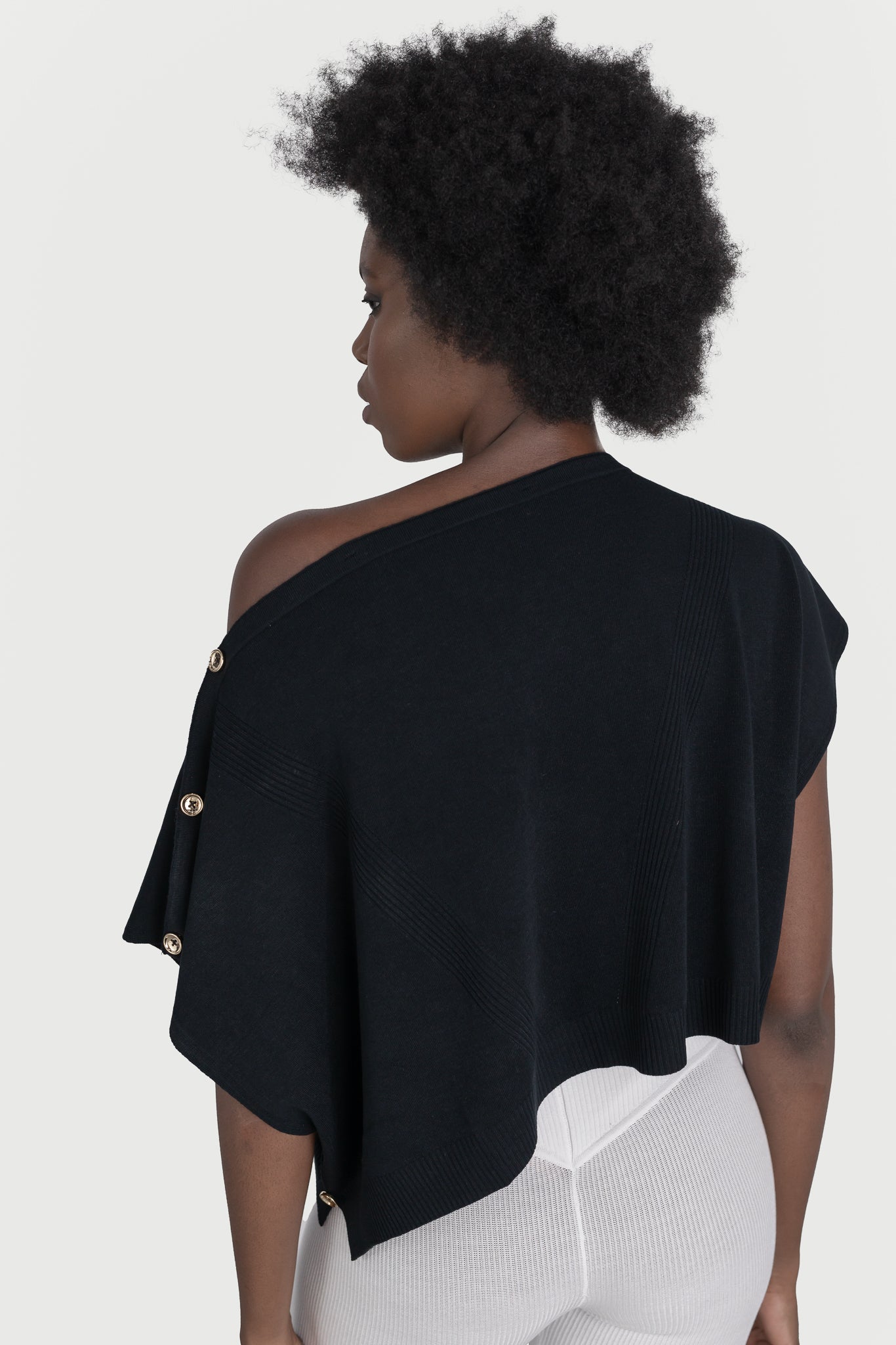Top crop cu nasturi