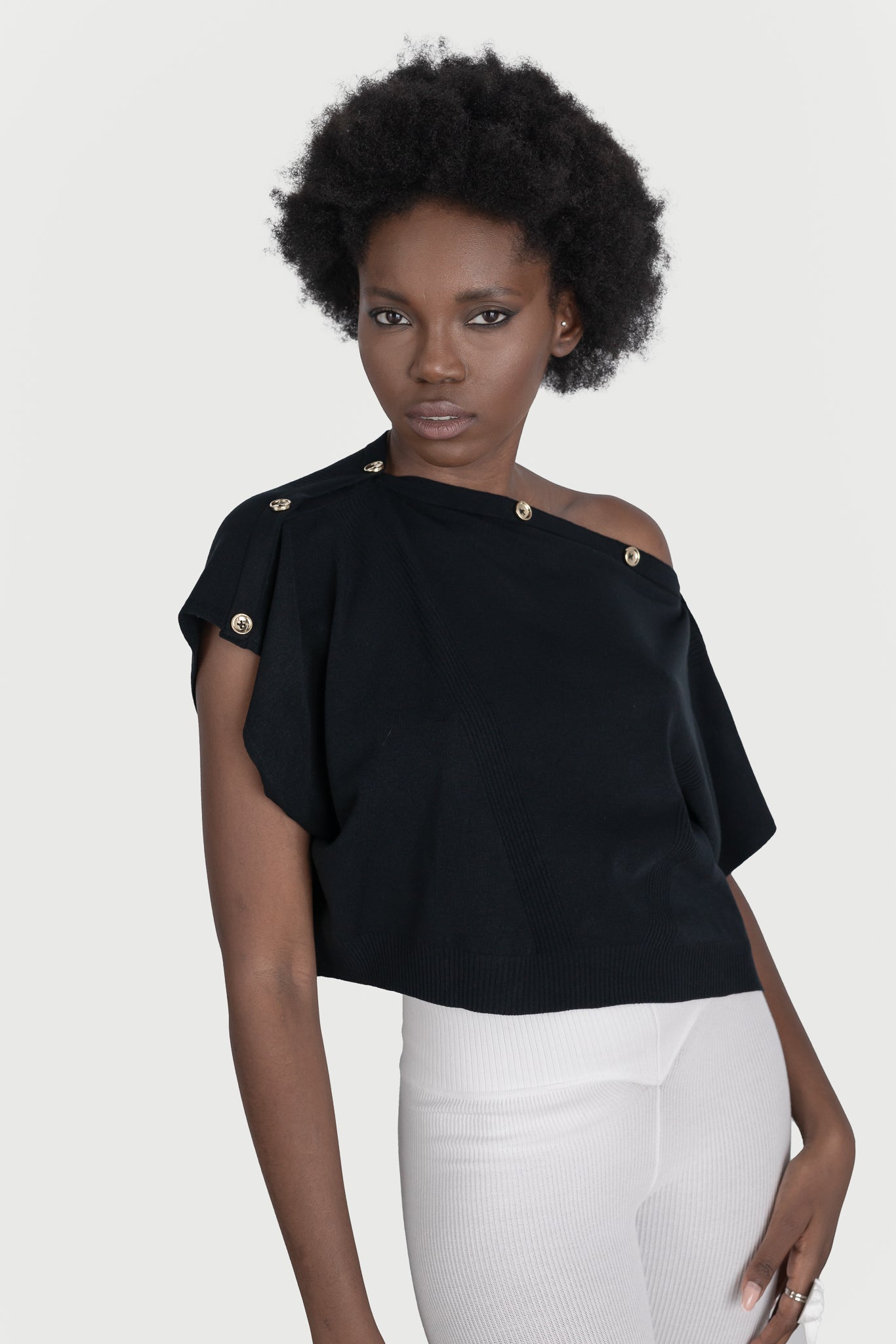 Top crop cu nasturi