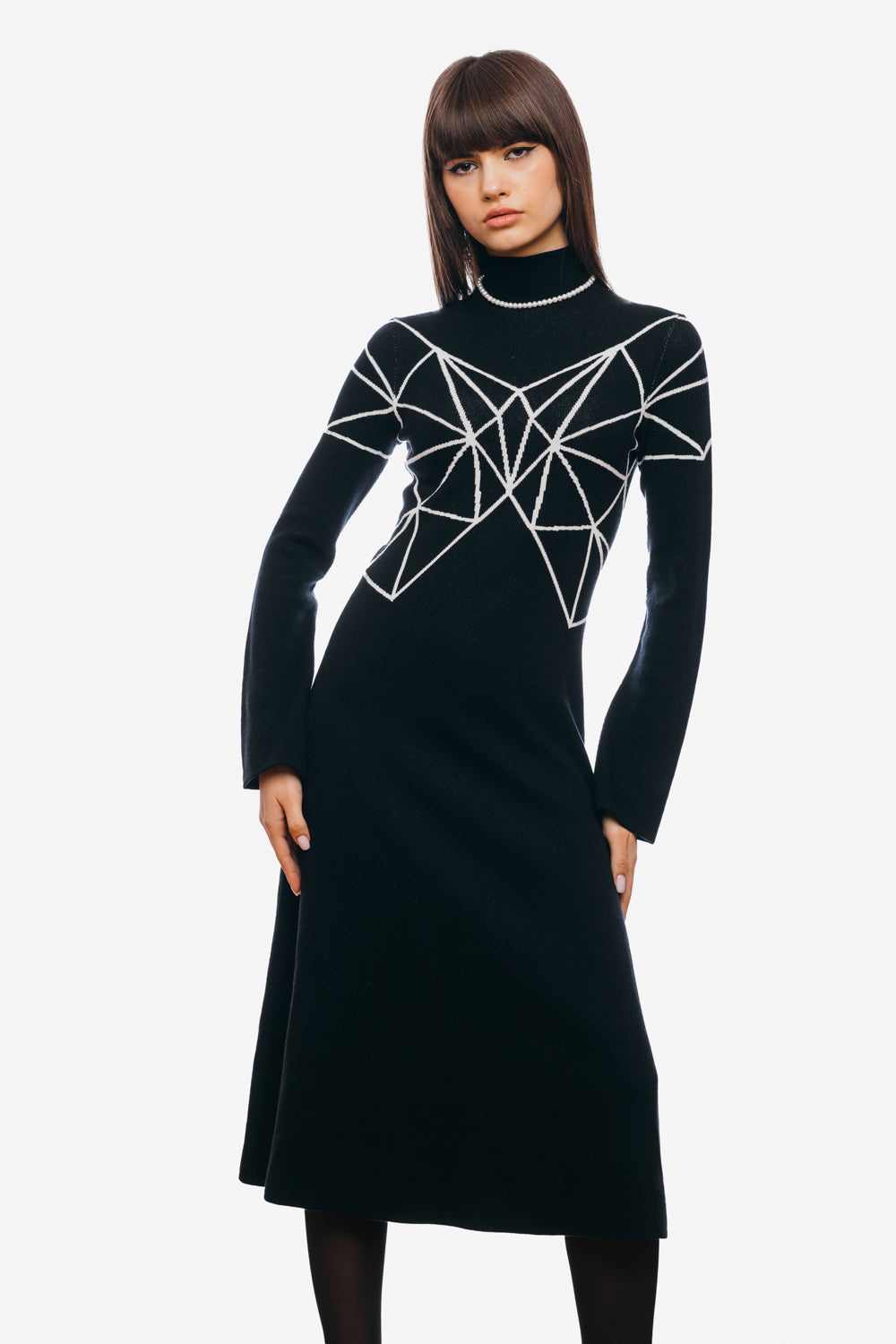 Rochie evazata cu desen geometric
