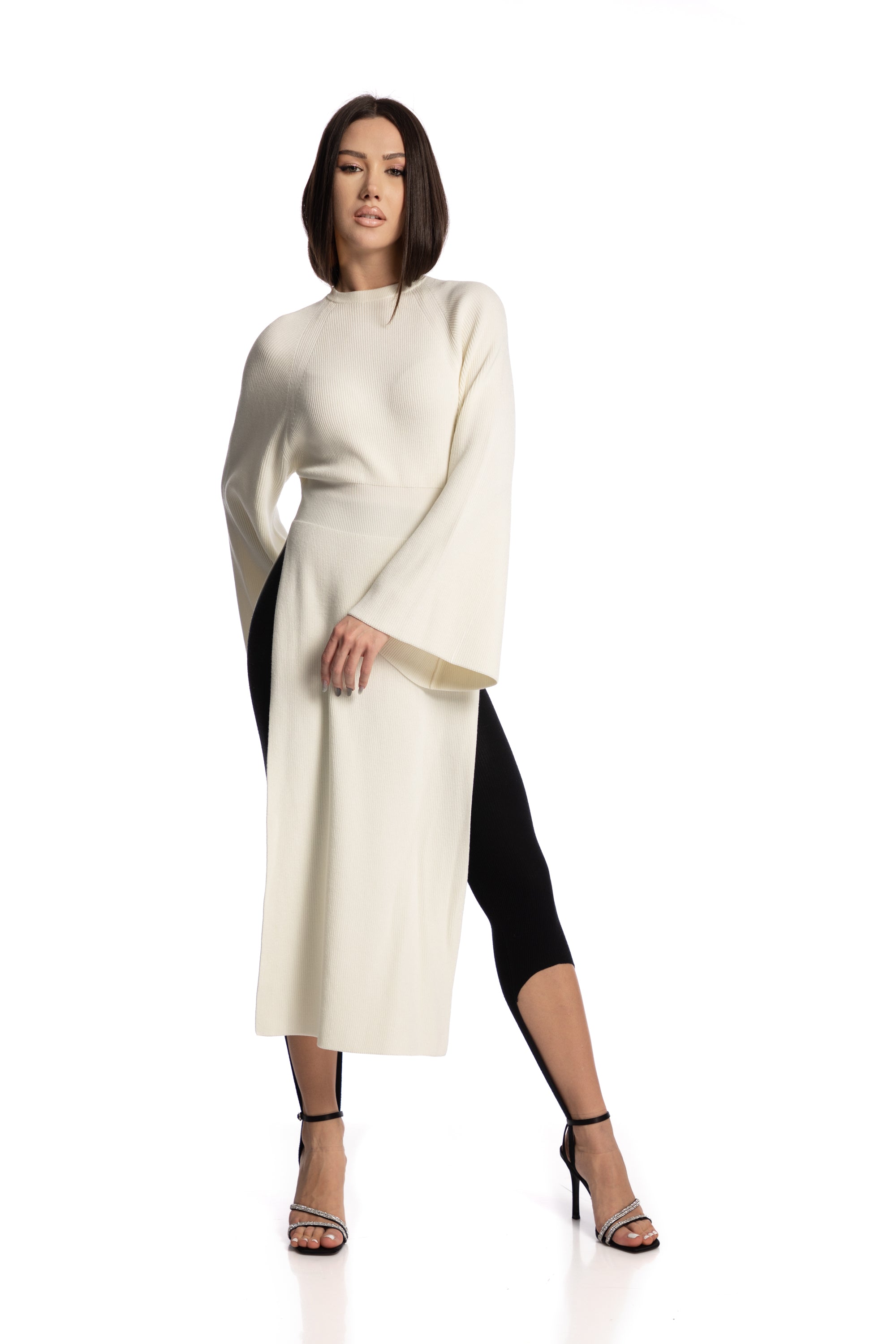 Rochie cu slituri laterale