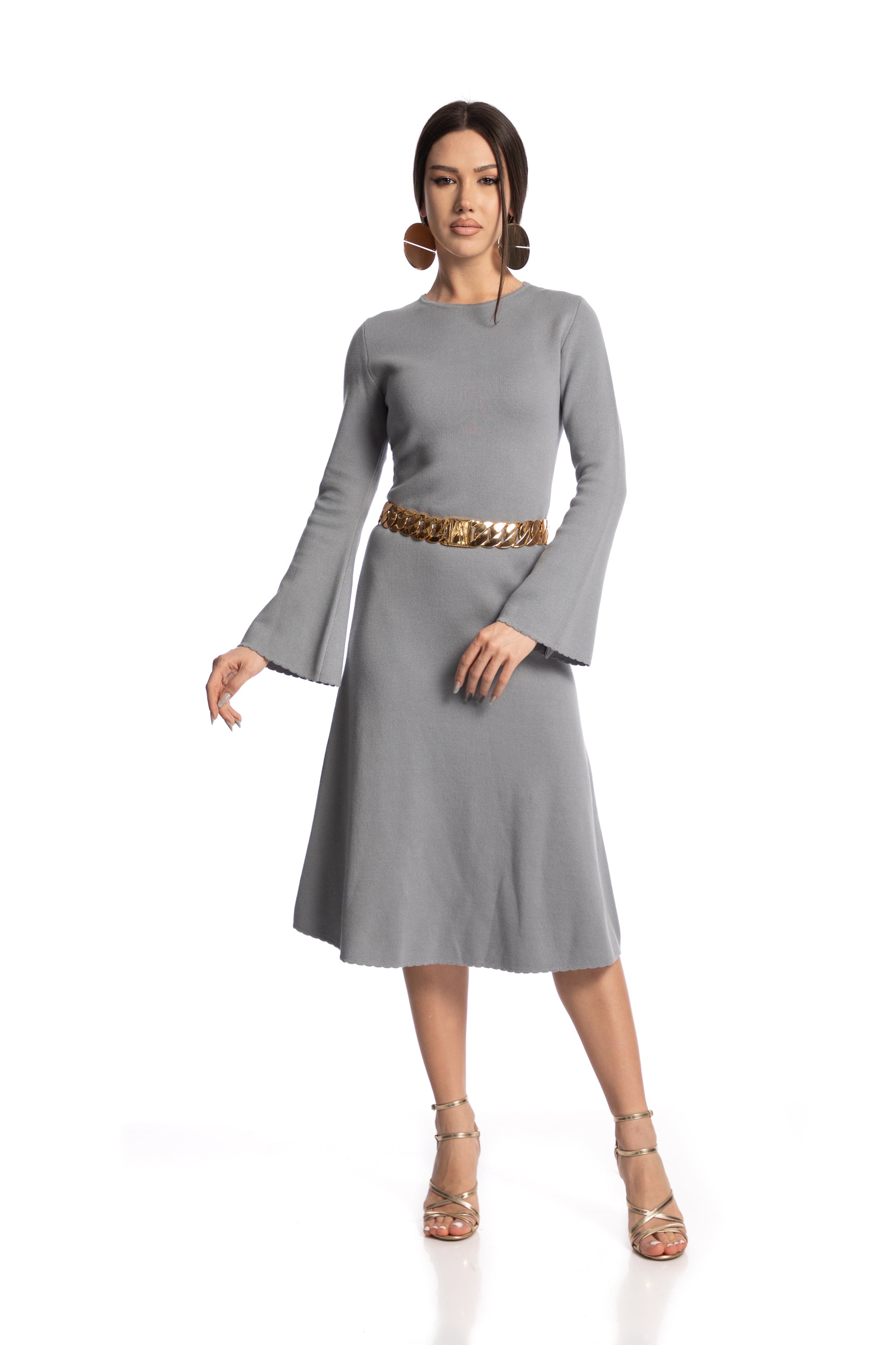 Rochie cu maneci clopot