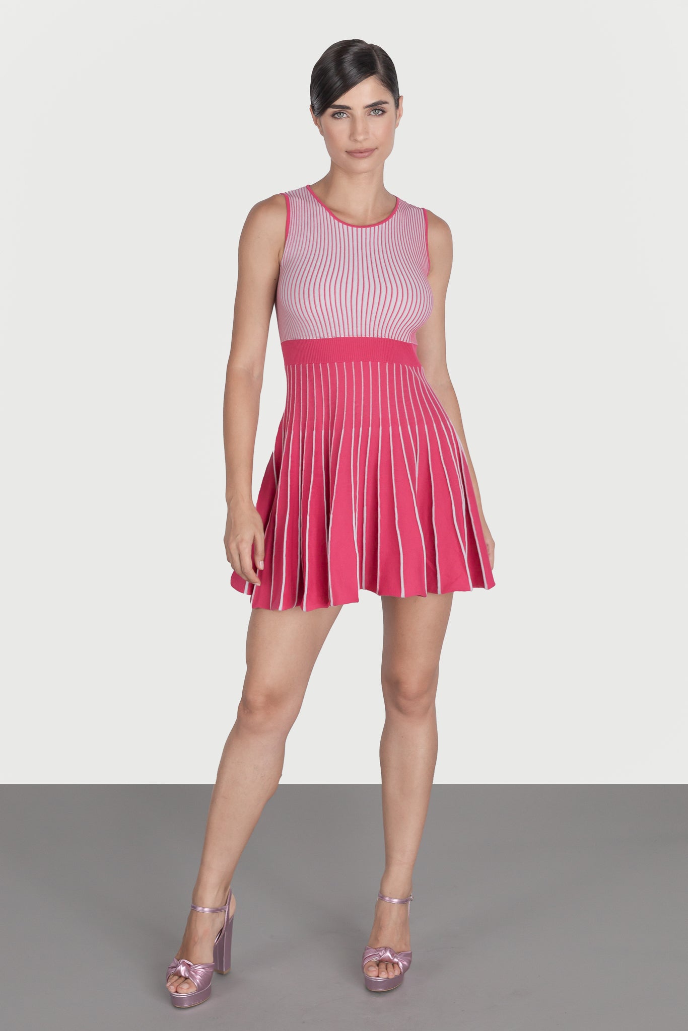Rochie mini evazata