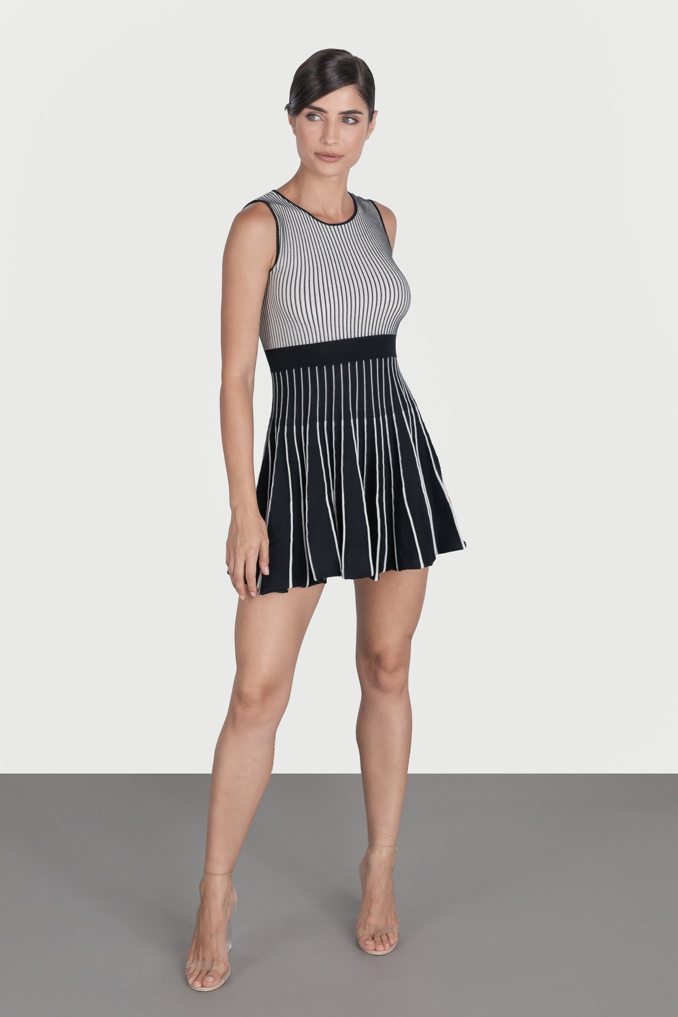Rochie mini evazata