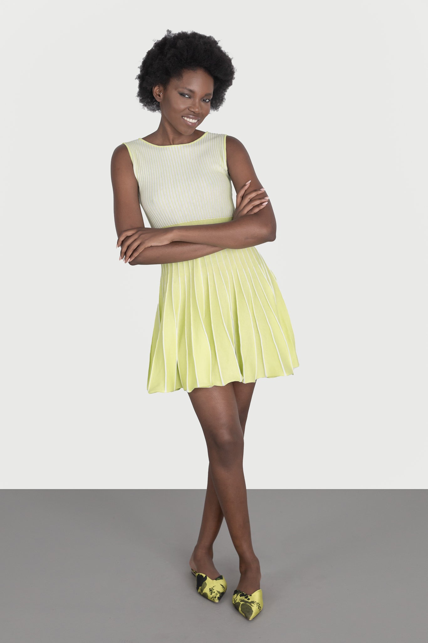 Rochie mini evazata