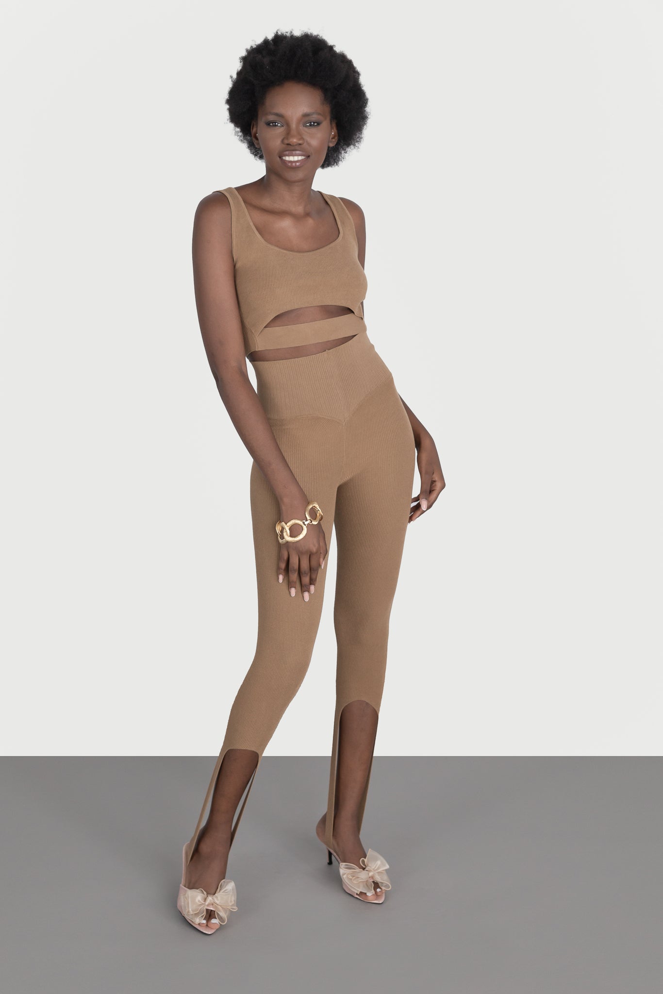Pantaloni mulati