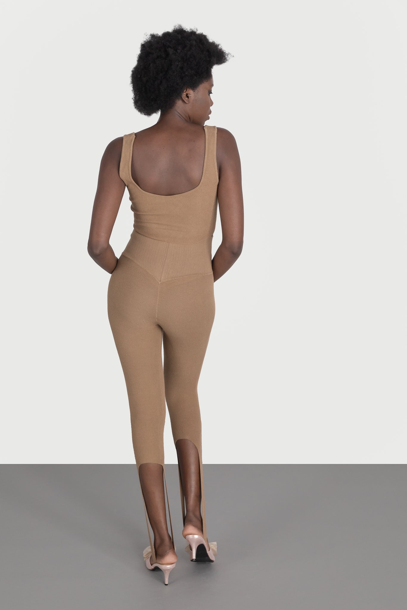 Pantaloni mulati