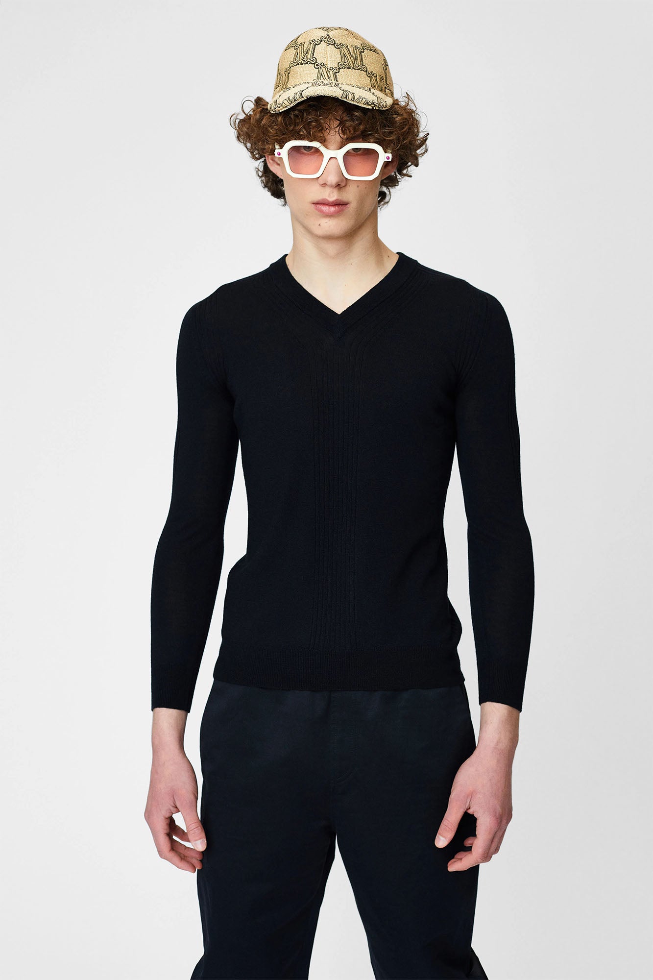 Pulover V-neck pentru barbati