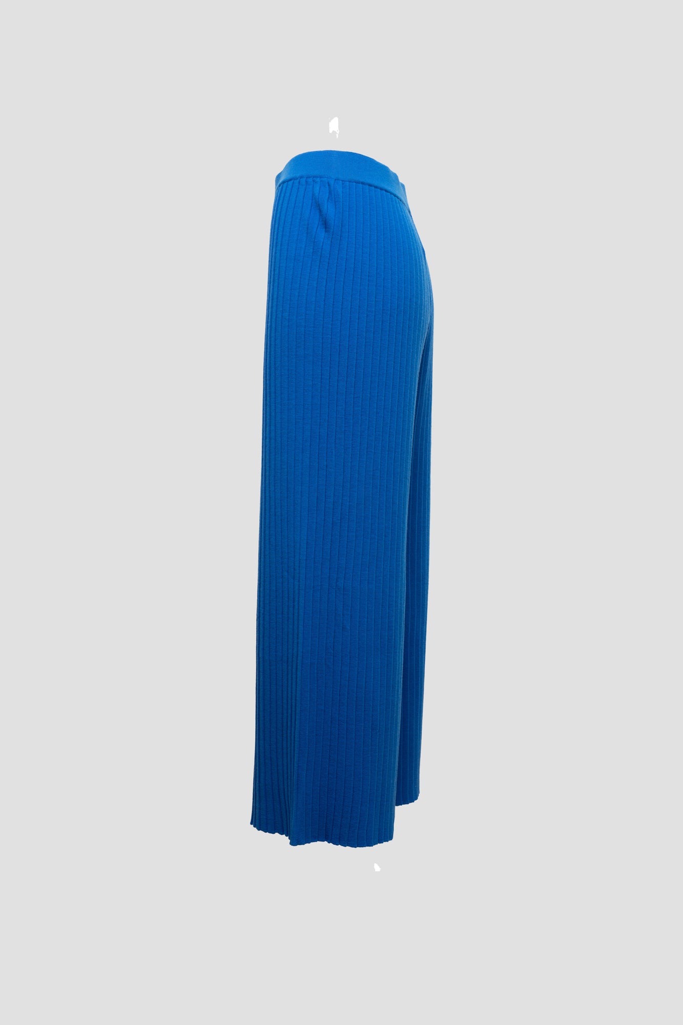 Pantaloni plisati