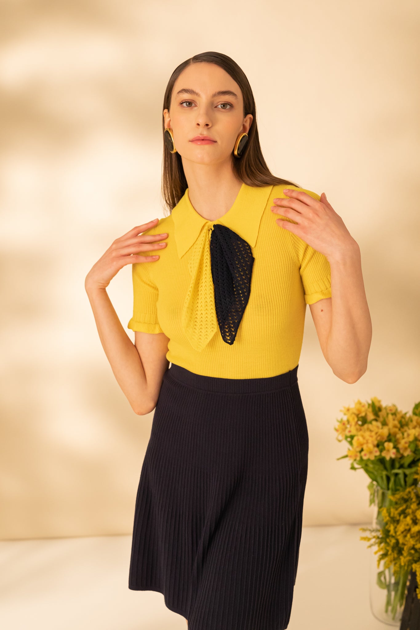 Tricou cu maneca scurta si accesoriu esarfa