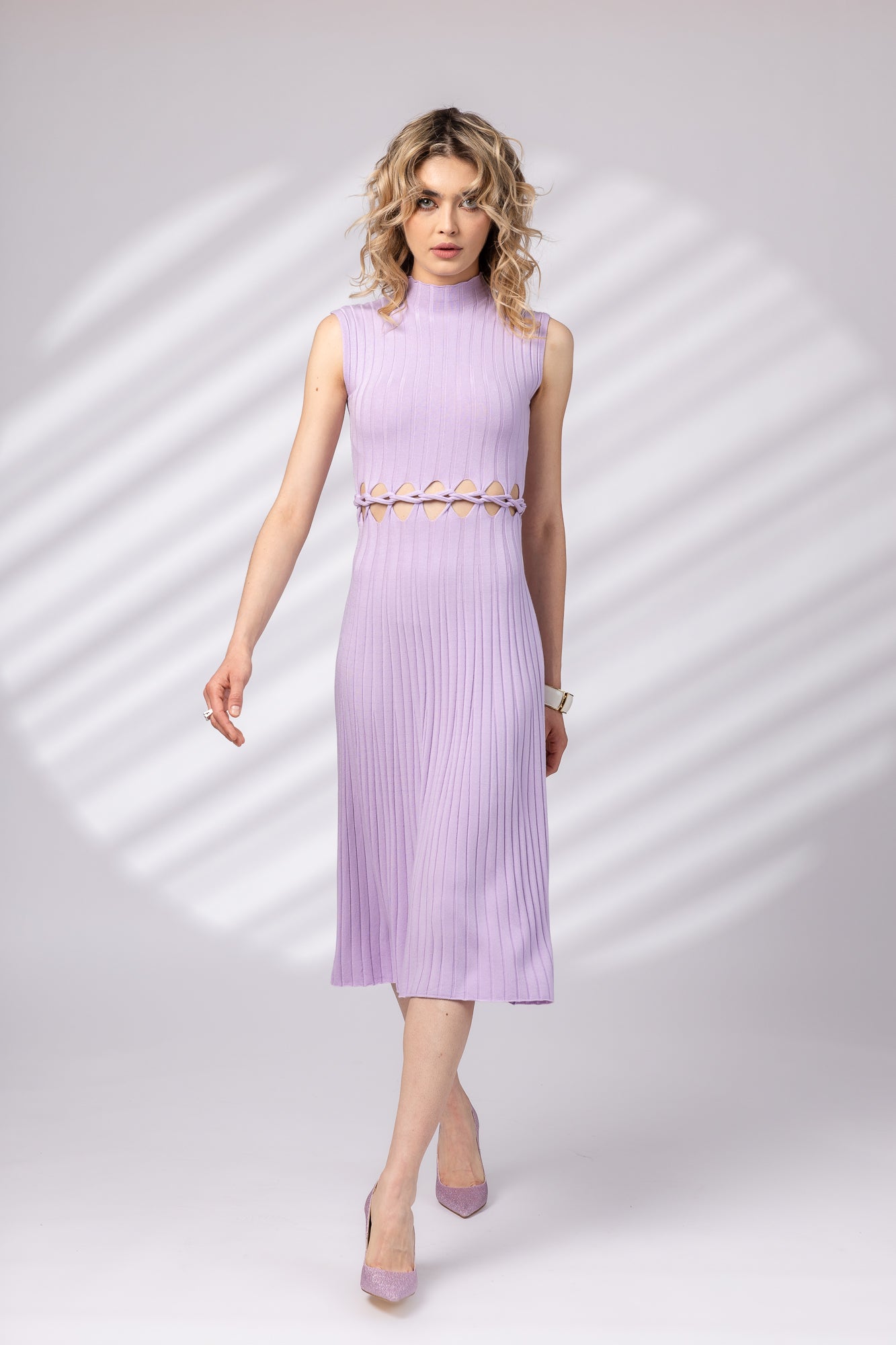 Rochie cu impletitura in talie