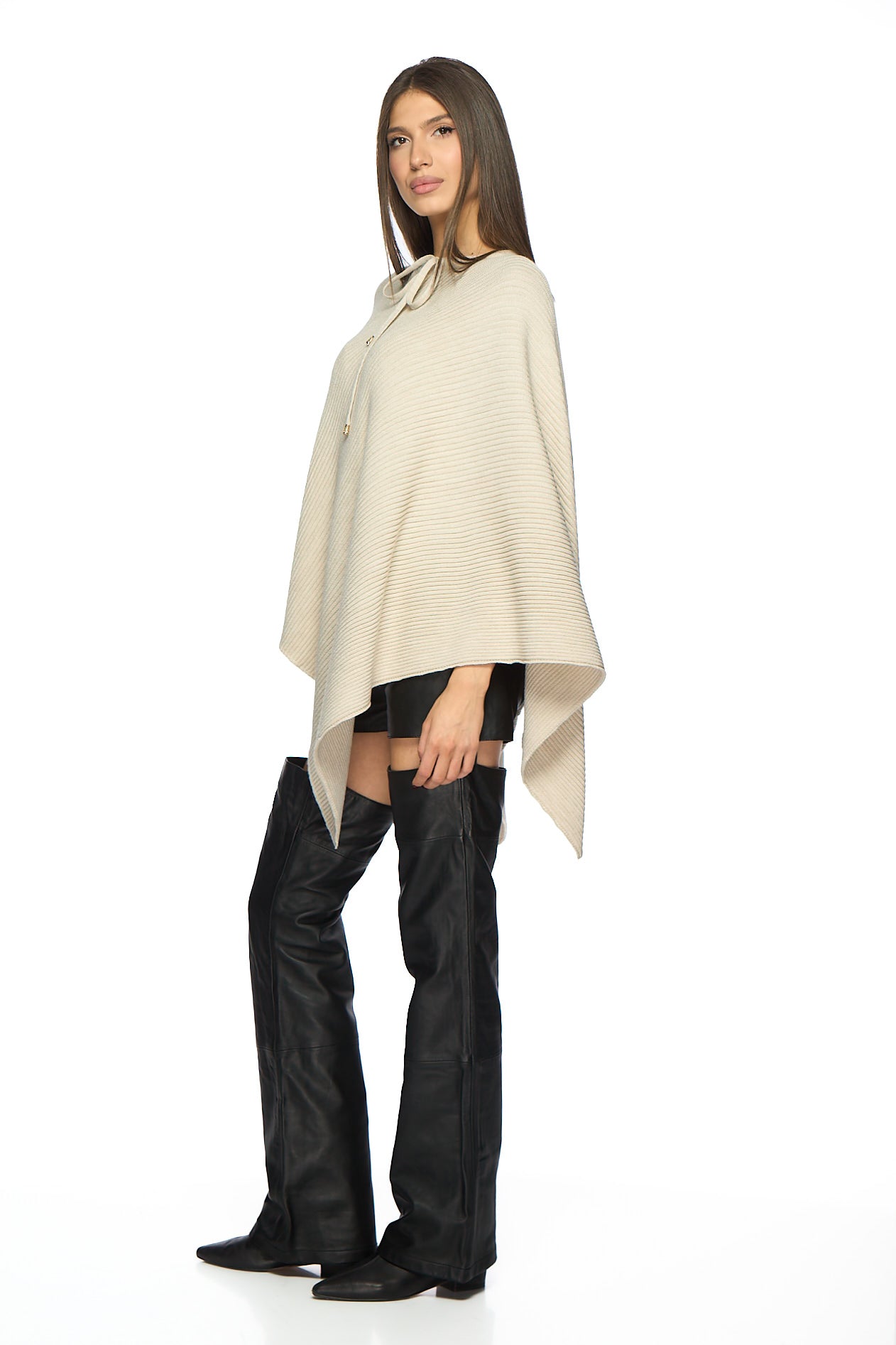 Poncho cu guler detasabil Catalina