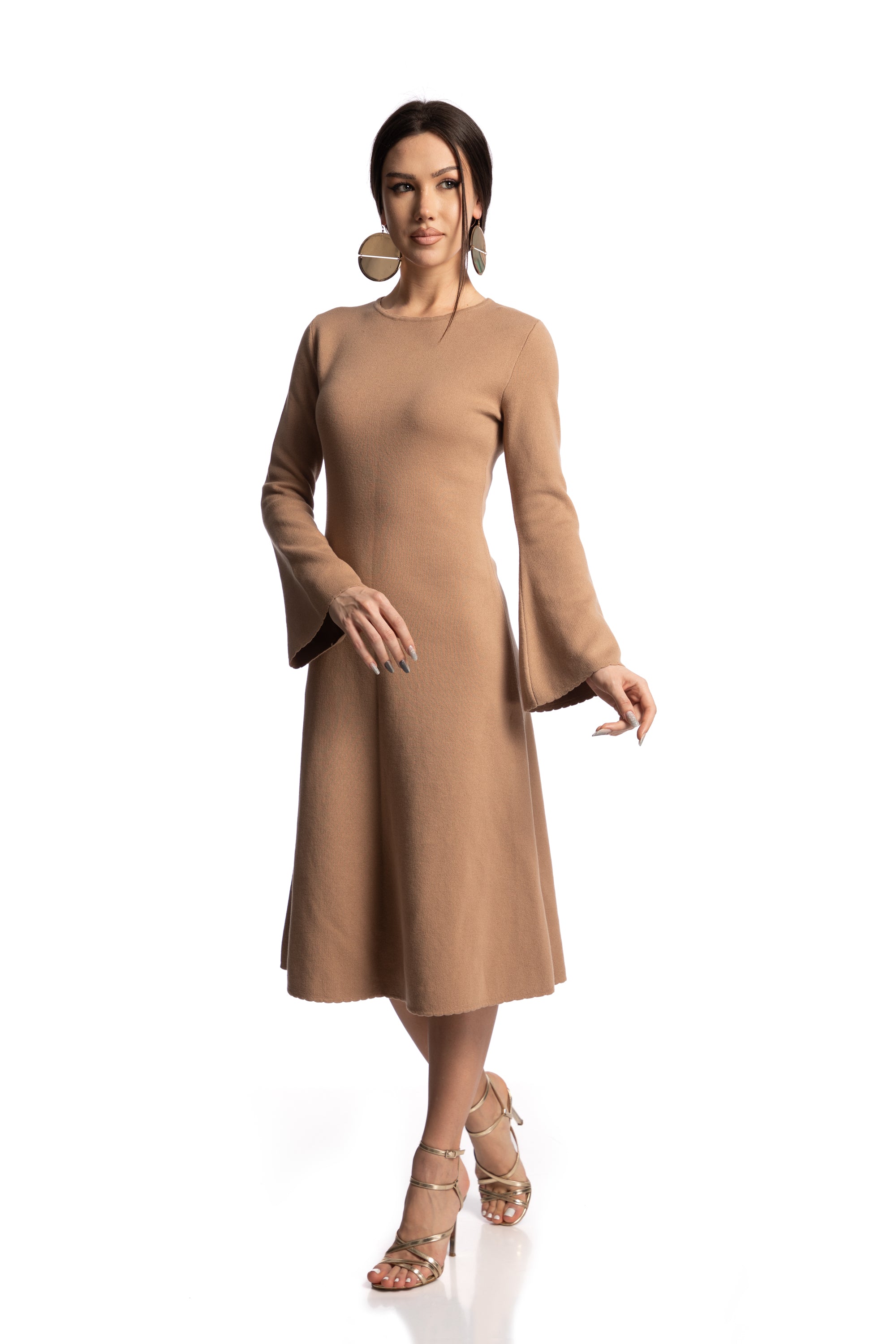 Rochie cu maneci clopot