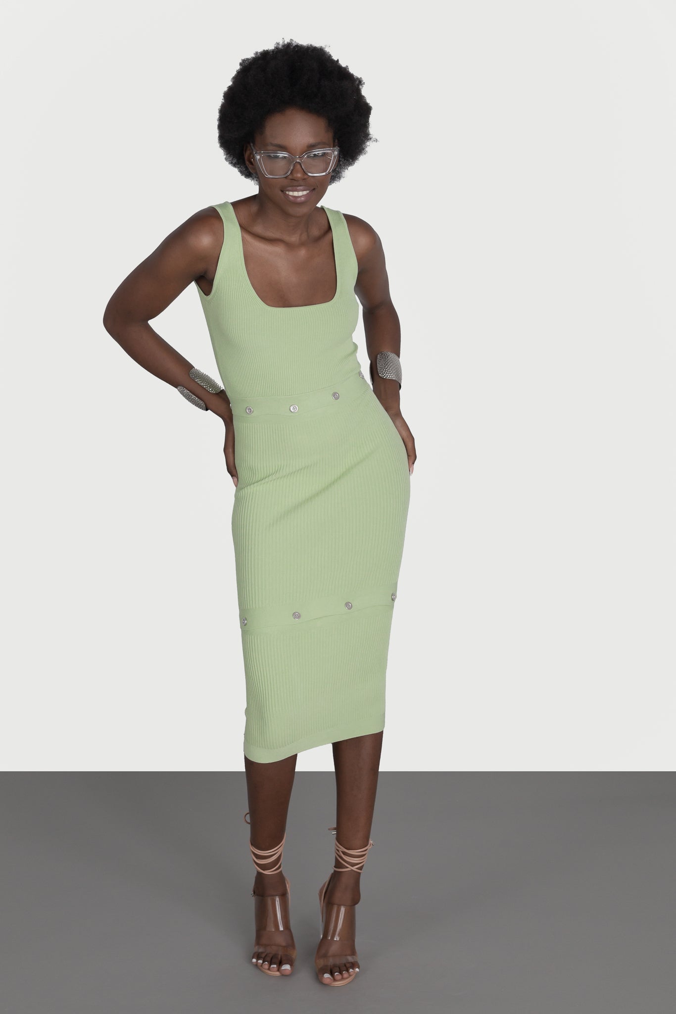 Rochie in trei piese cu nasturi
