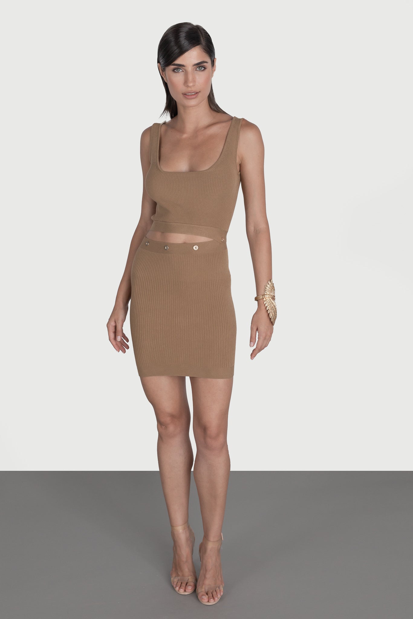 Rochie in trei piese cu nasturi