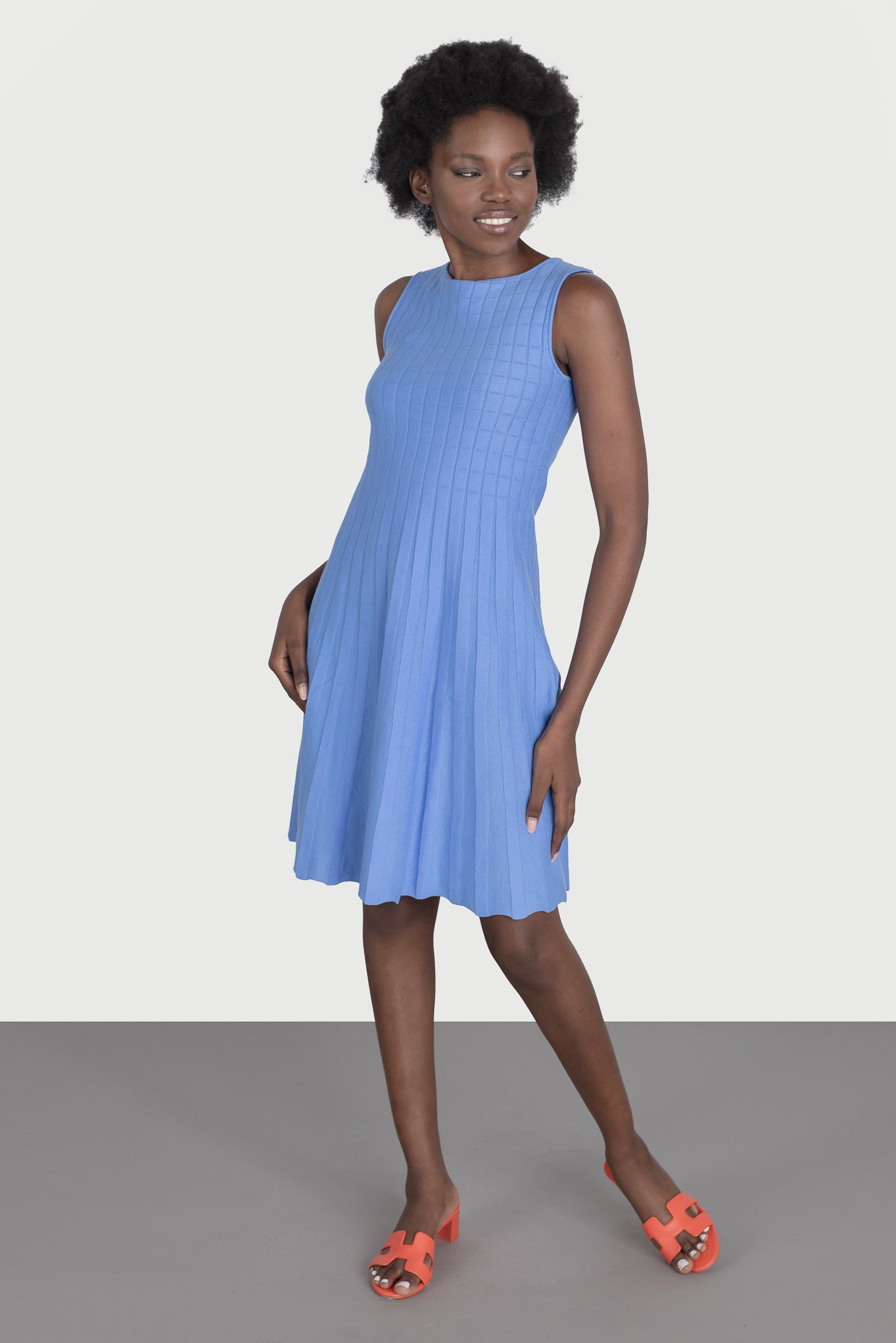 Rochie evazata uni